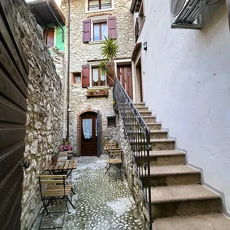 Castello *